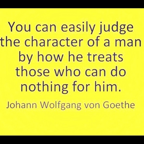 Hi! I’m Ann. Thank you for visiting my closet! - Picture 3 of 7